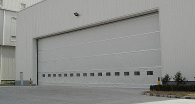 kaufen Stärke Industriegewebe Vertikaler Aufzug Gewebe Türen mit maximaler Höhe von 12 Metern und Windbeständigkeit bis zu 120 Kmh Ideal für Lagerhäuser online manufacture