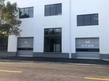 PVC-Film Industrie-Schnelltür Auto-Hochgeschwindigkeitsschnelle Rolltüren für Menschen Gabelstapler