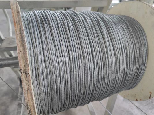 Segmentierte Garagentüren mit Hochdruck-Polyurethan-Schaumtechnologie