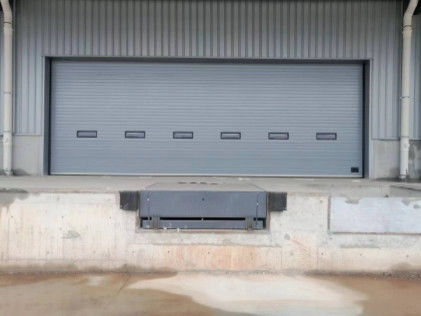 Logistik Hydraulischer Dockleveler Entladen Hafenstatische Belastung 13600kg